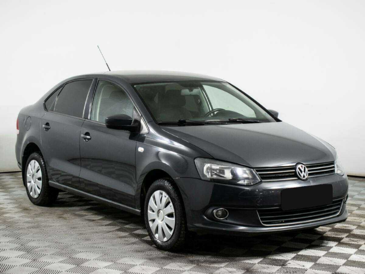Volkswagen Polo с пробегом — 2011 год. Фото: #2