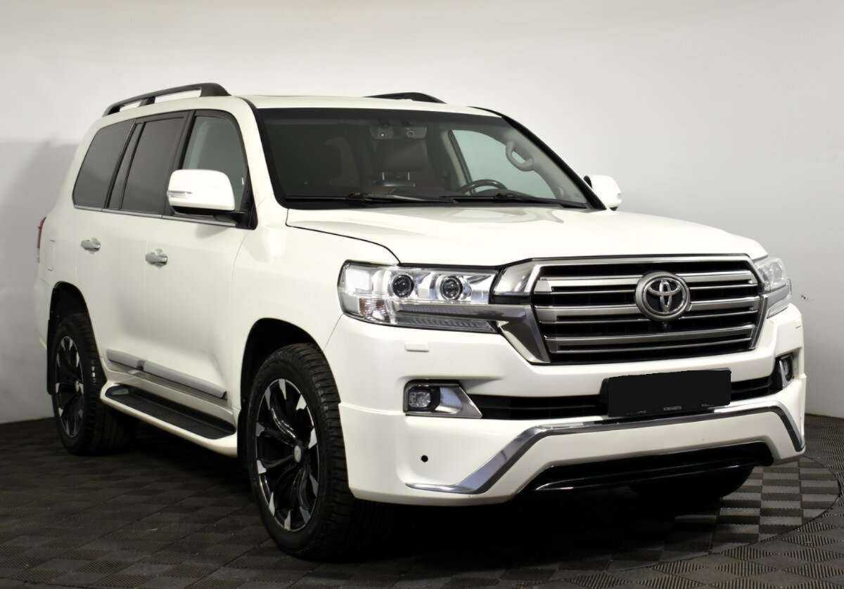 Toyota Land Cruiser с пробегом — 2016 год. Фото: #2