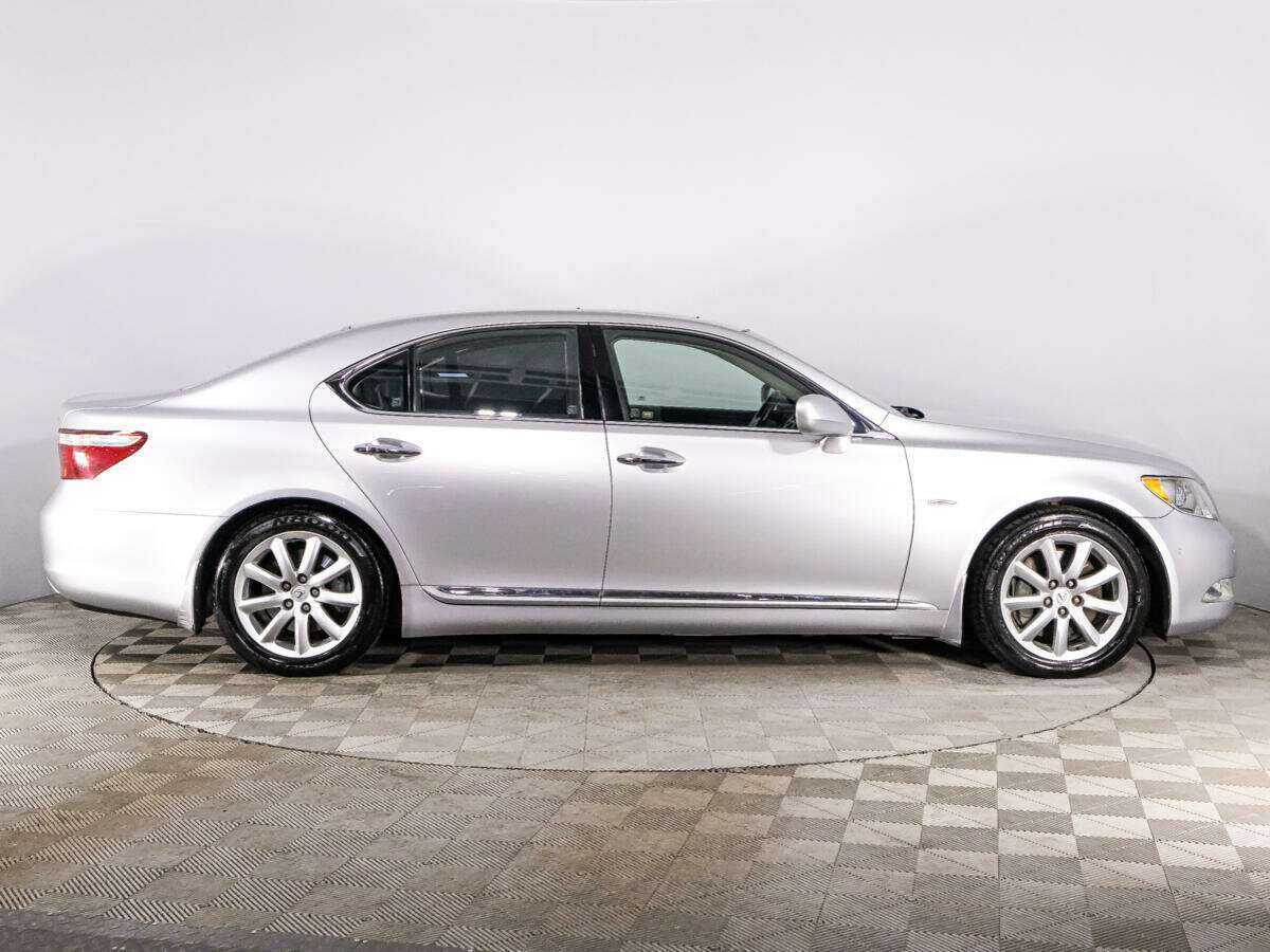 Lexus LS с пробегом — 2006 год. Фото: #3