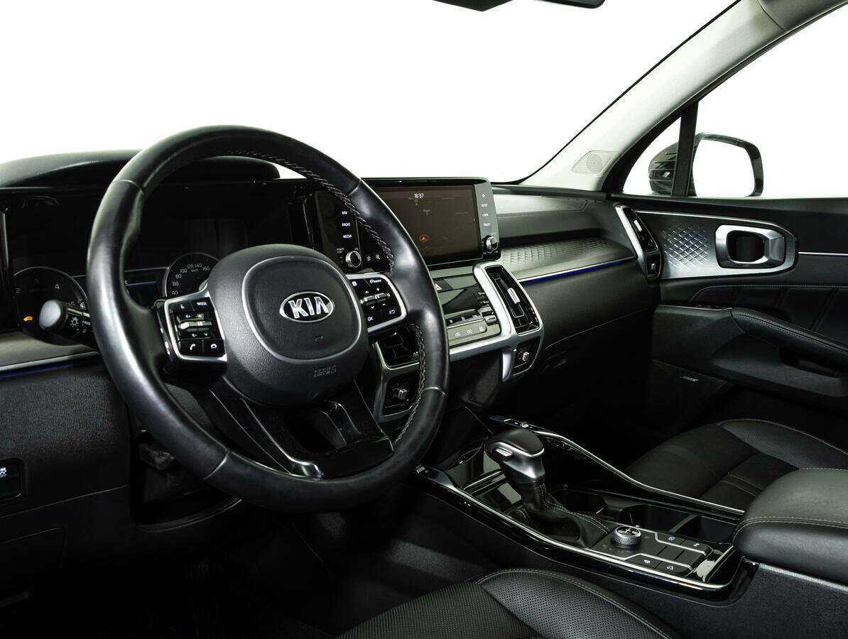 Kia Sorento с пробегом — 2020 год. Фото: #10