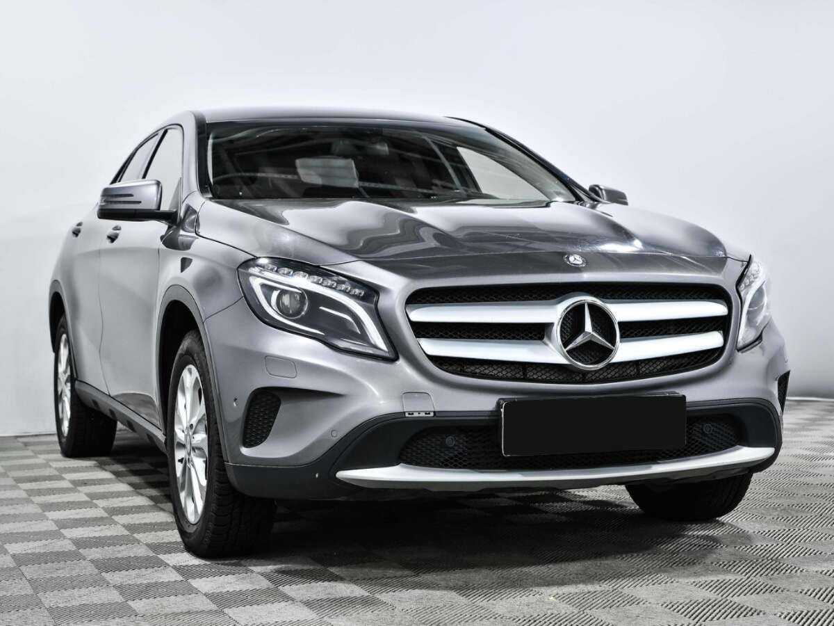 Mercedes-Benz GLA с пробегом — 2015 год. Фото: #2