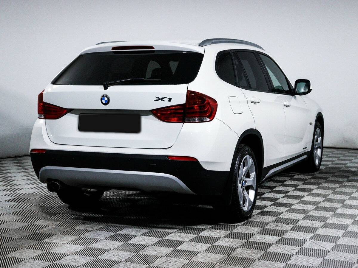 BMW X1 с пробегом — 2011 год. Фото: #4