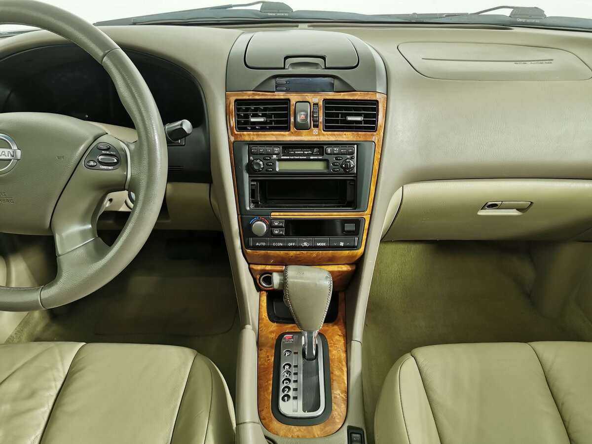 Nissan Maxima с пробегом — 2004 год. Фото: #10