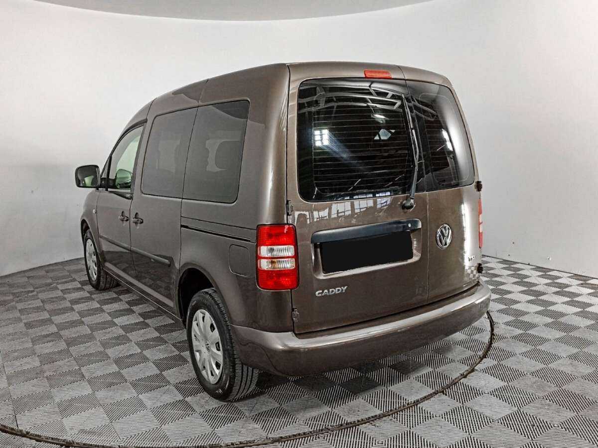 Volkswagen Caddy с пробегом — 2013 год. Фото: #5