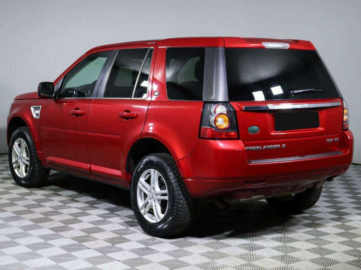 Land Rover Freelander с пробегом — 2014 год. Фото: #5