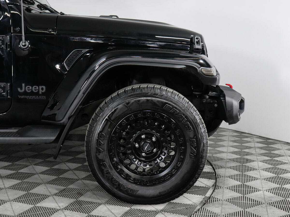 Jeep Wrangler с пробегом — 2020 год. Фото: #13