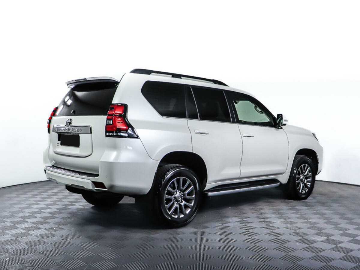Toyota Land Cruiser Prado с пробегом — 2020 год. Фото: #4