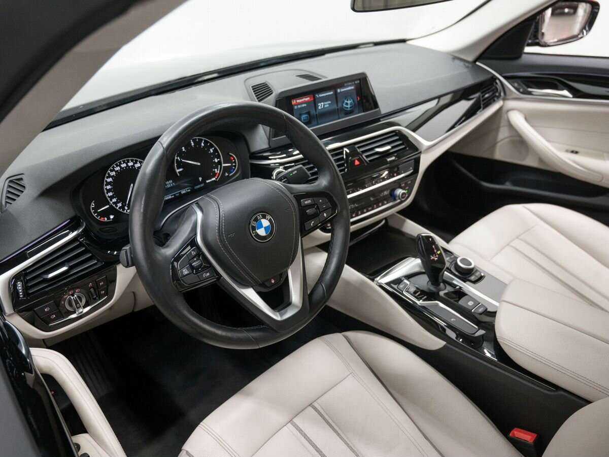 BMW 5 серии с пробегом — 2018 год. Фото: #11