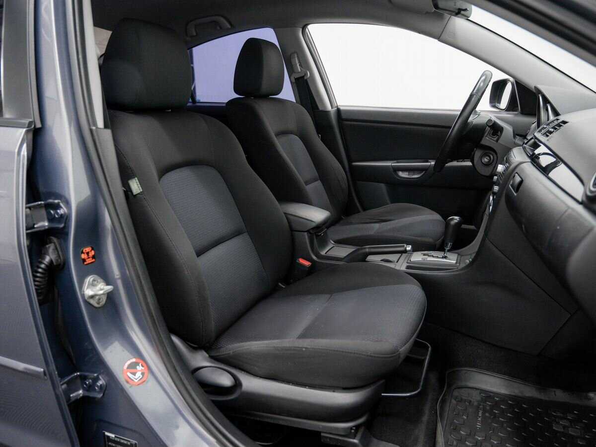 Mazda 3 с пробегом — 2007 год. Фото: #5