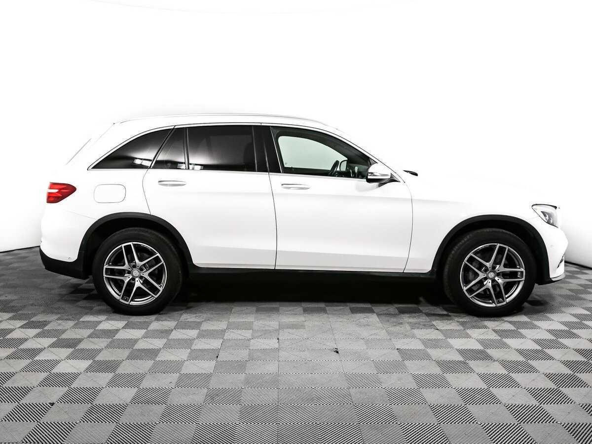 Mercedes-Benz GLC с пробегом — 2015 год. Фото: #3