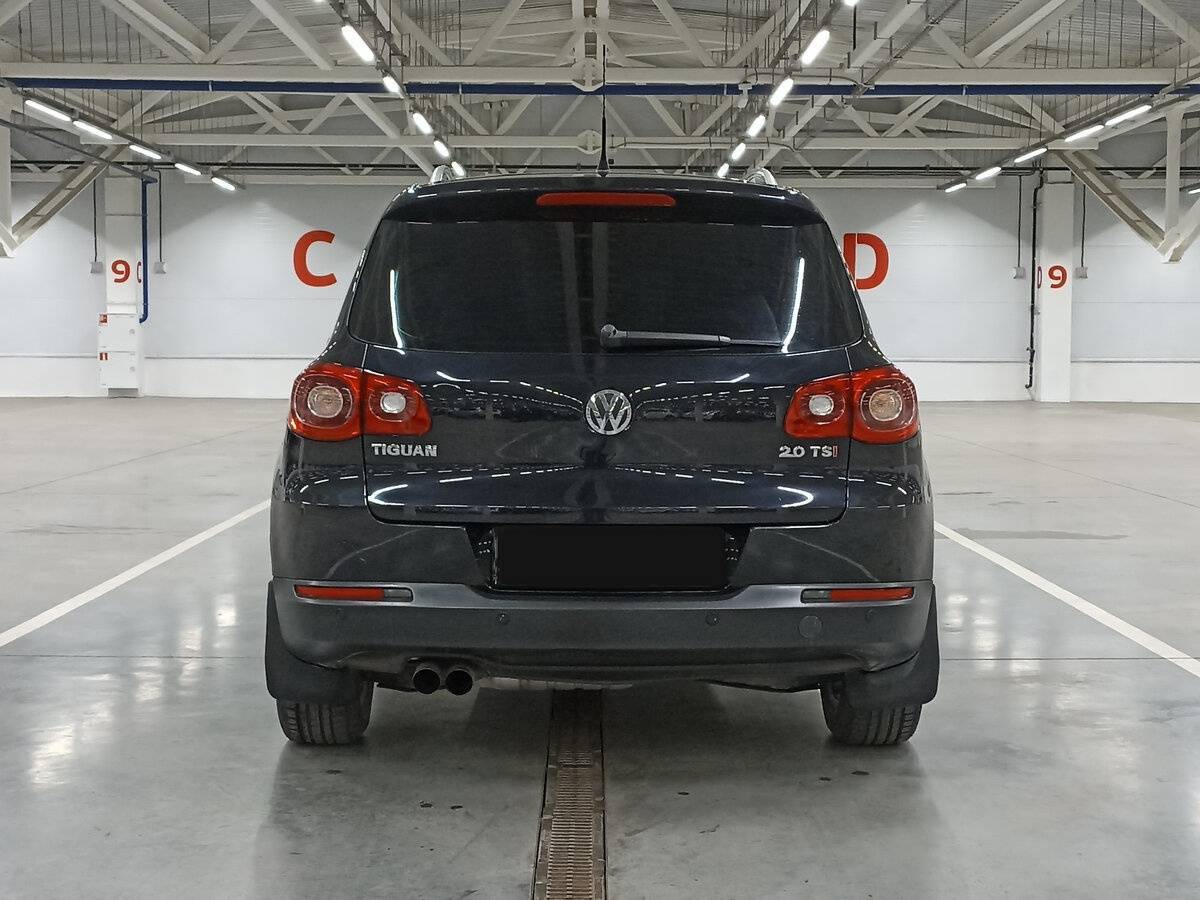 Volkswagen Tiguan с пробегом — 2008 год. Фото: #5