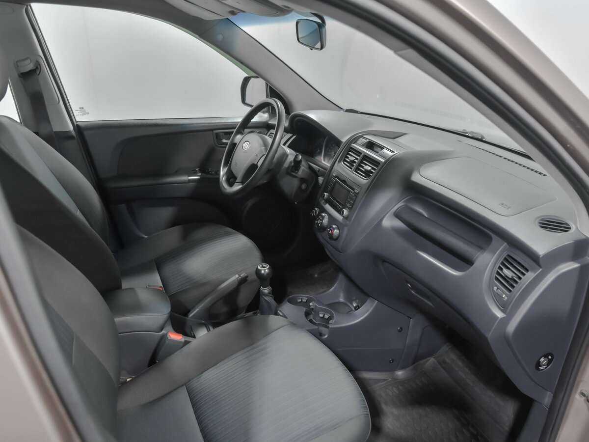 Kia Sportage с пробегом — 2009 год. Фото: #11