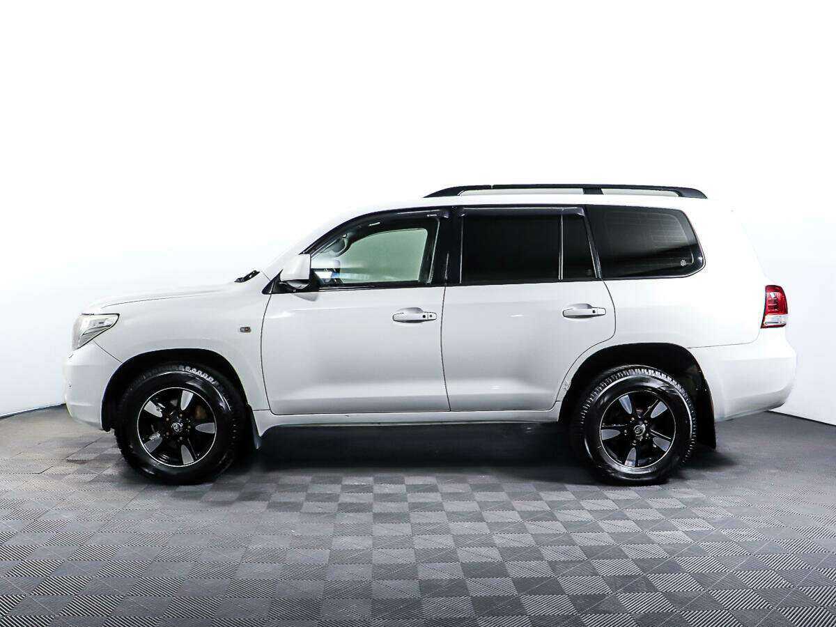 Toyota Land Cruiser с пробегом — 2010 год. Фото: #7