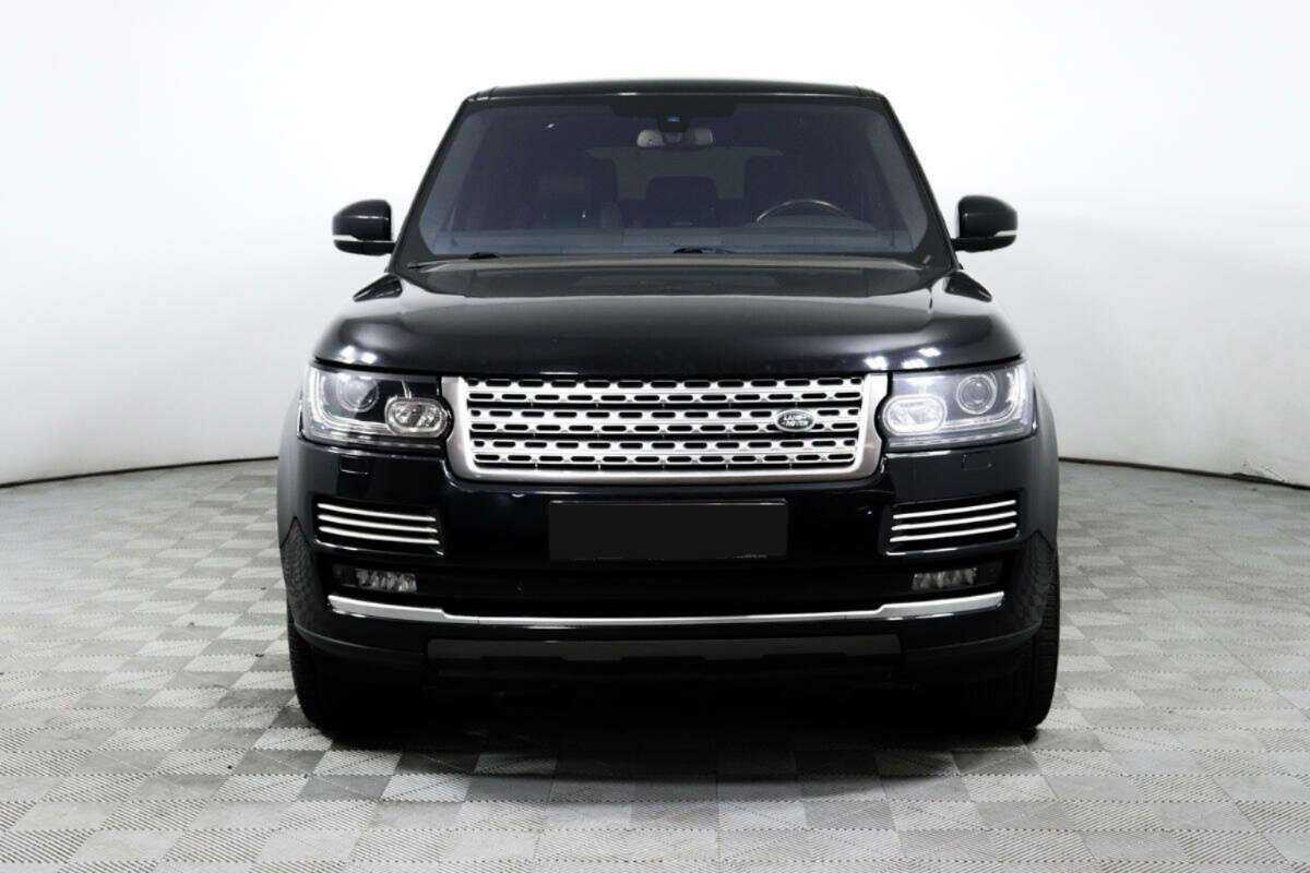 Land Rover Range Rover с пробегом — 2015 год. Фото: #1
