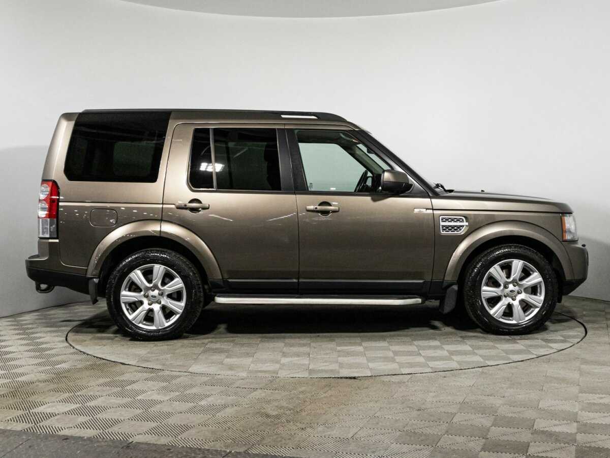 Land Rover Discovery с пробегом — 2012 год. Фото: #3