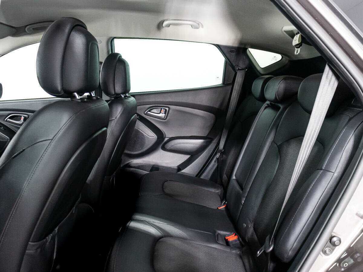Hyundai ix35 с пробегом — 2014 год. Фото: #9