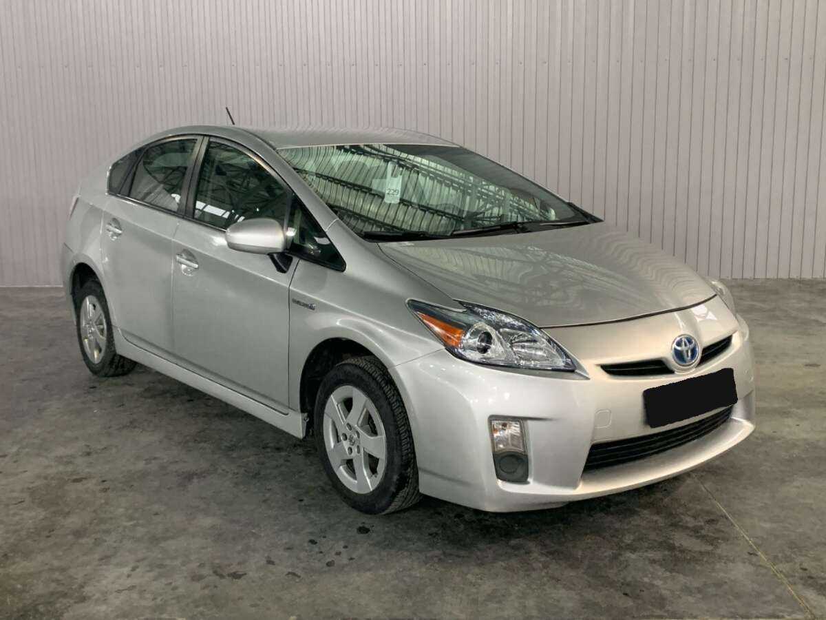 Toyota Prius с пробегом — 2009 год. Фото: #2