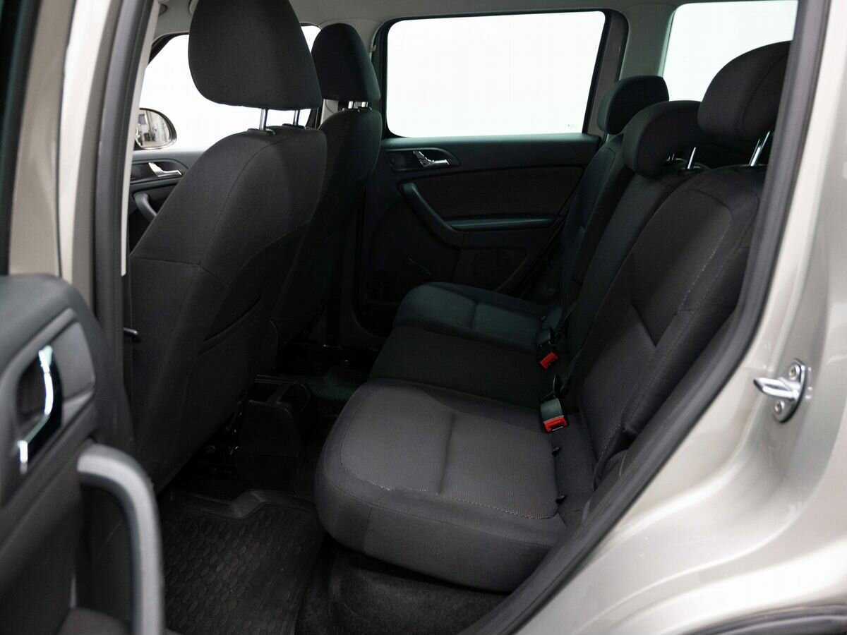 Skoda Yeti с пробегом — 2012 год. Фото: #8