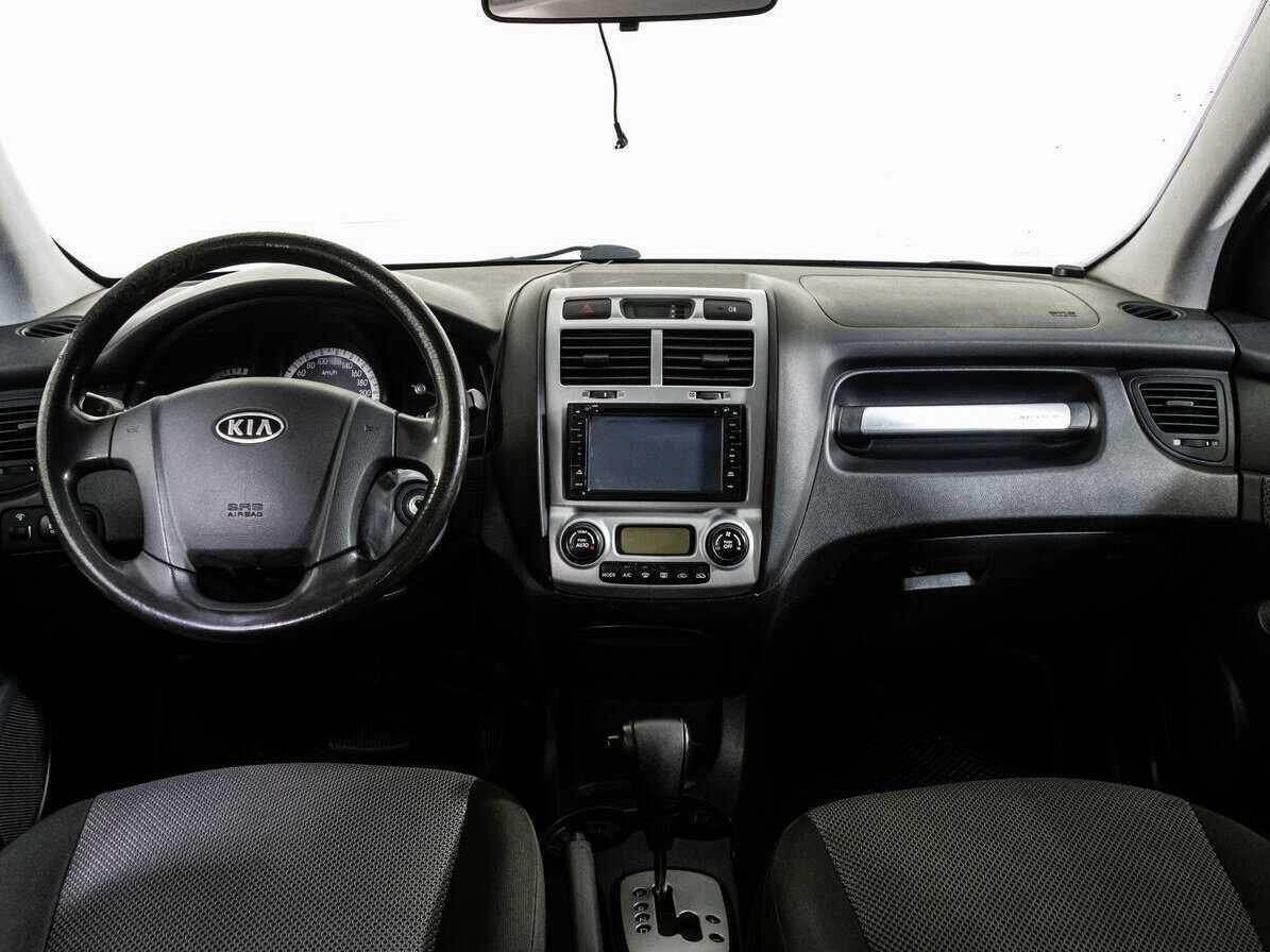 Kia Sportage с пробегом — 2008 год. Фото: #9