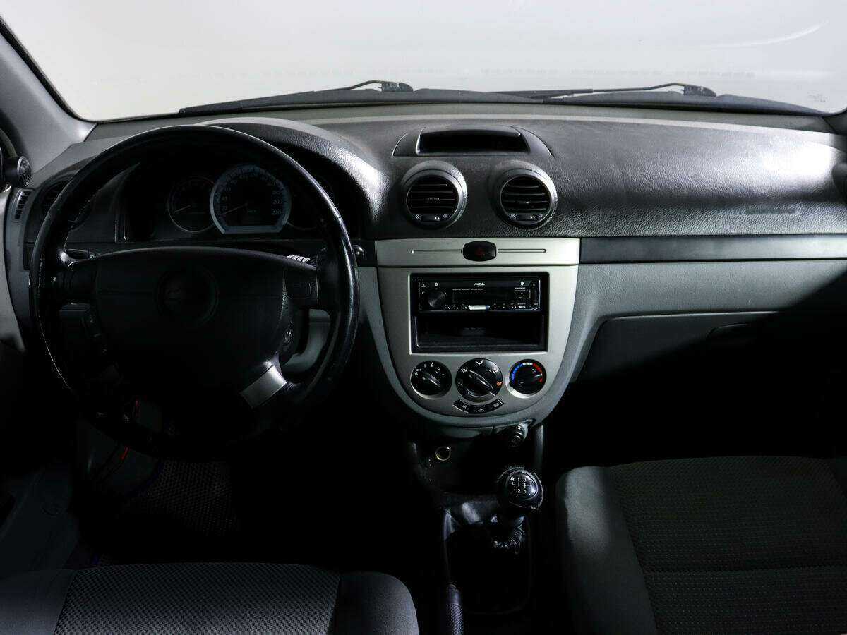 Chevrolet Lacetti с пробегом — 2008 год. Фото: #8