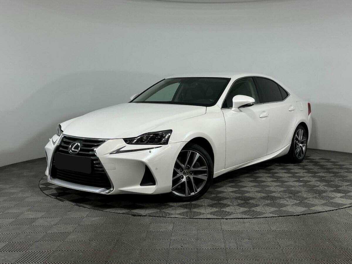 Lexus IS с пробегом — 2018 год. Посмотреть фото