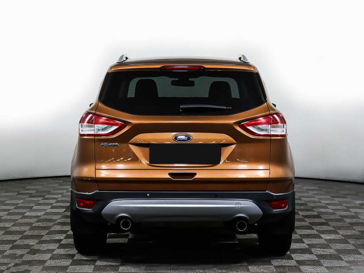 Ford Kuga с пробегом — 2014 год. Фото: #4