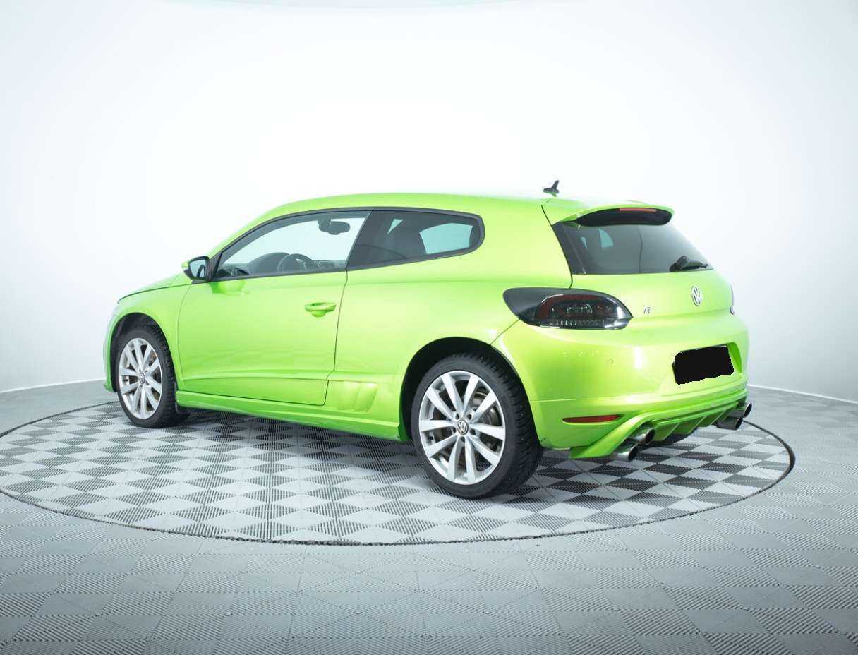 Volkswagen Scirocco с пробегом — 2011 год. Фото: #6