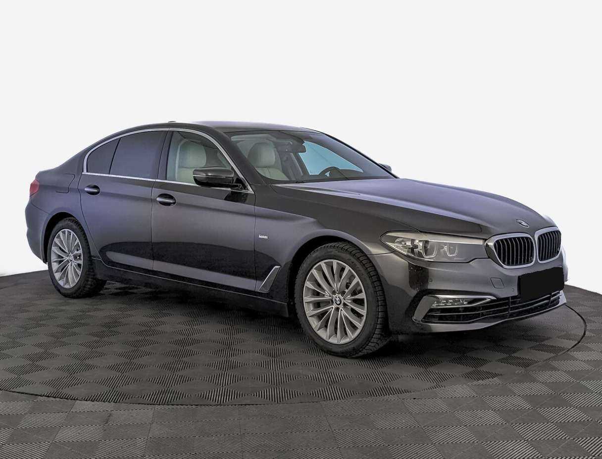 BMW 5 серии с пробегом — 2017 год. Фото: #2