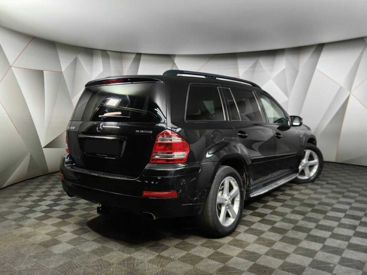 Mercedes-Benz GL-Класс с пробегом — 2008 год. Фото: #1