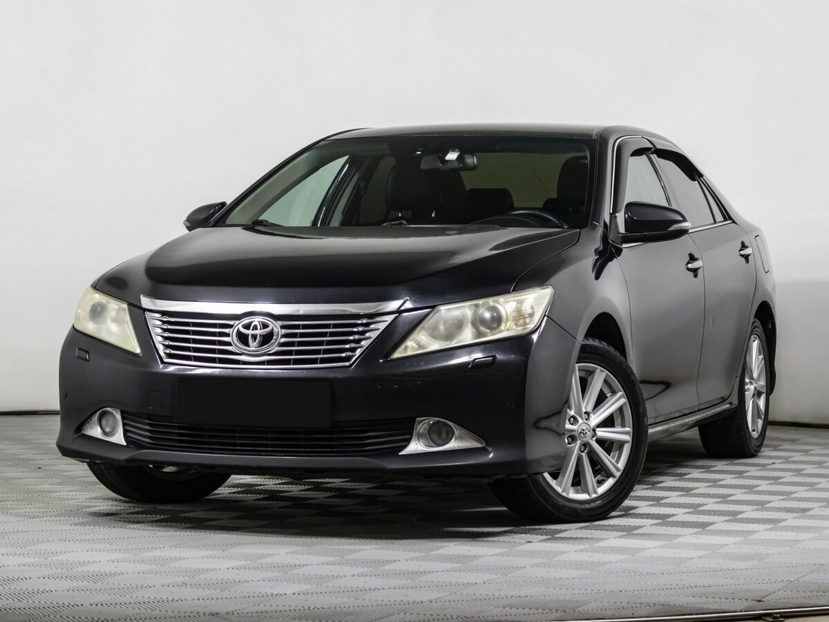Toyota Camry с пробегом — 2012 год. Фото: #0