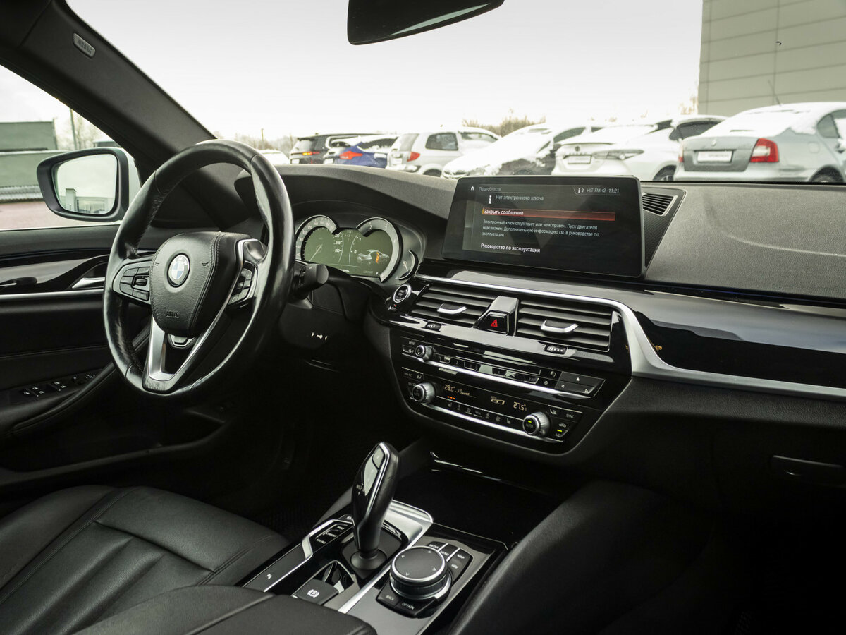 BMW 5 серии с пробегом — 2017 год. Фото: #8