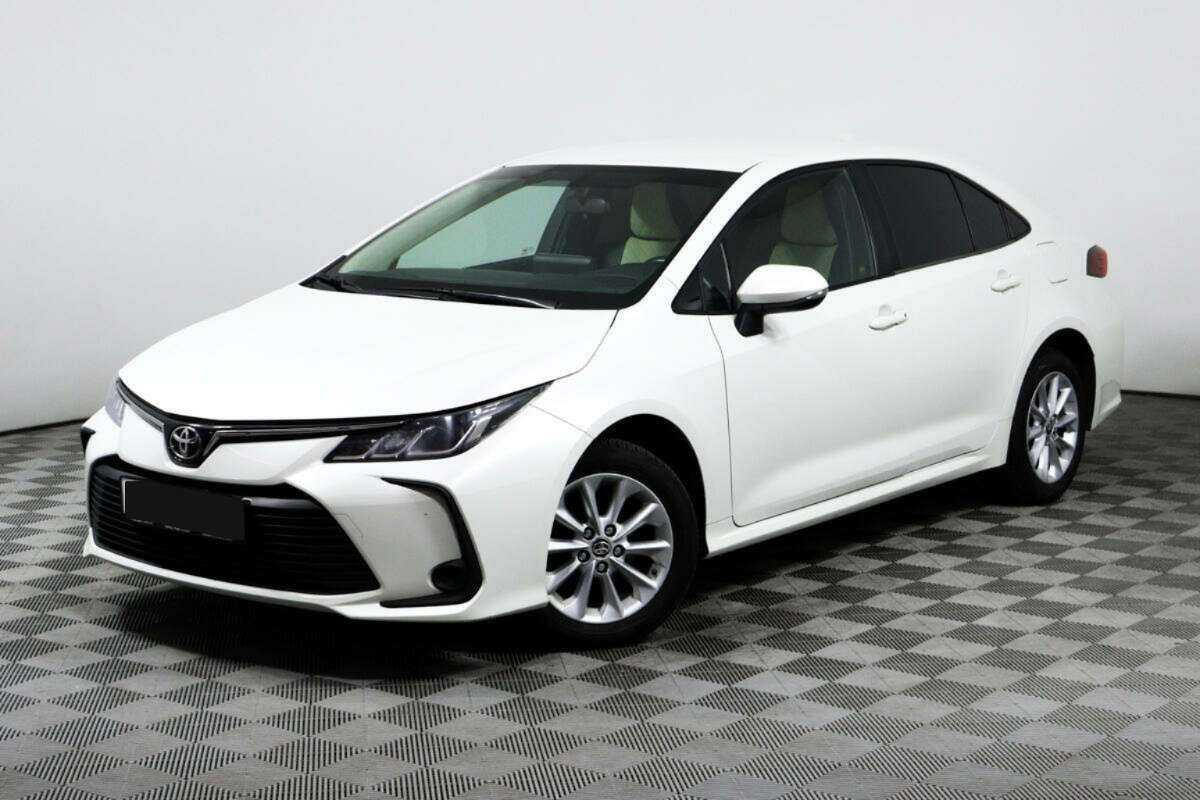 Toyota Corolla с пробегом — 2021 год. Фото: #0
