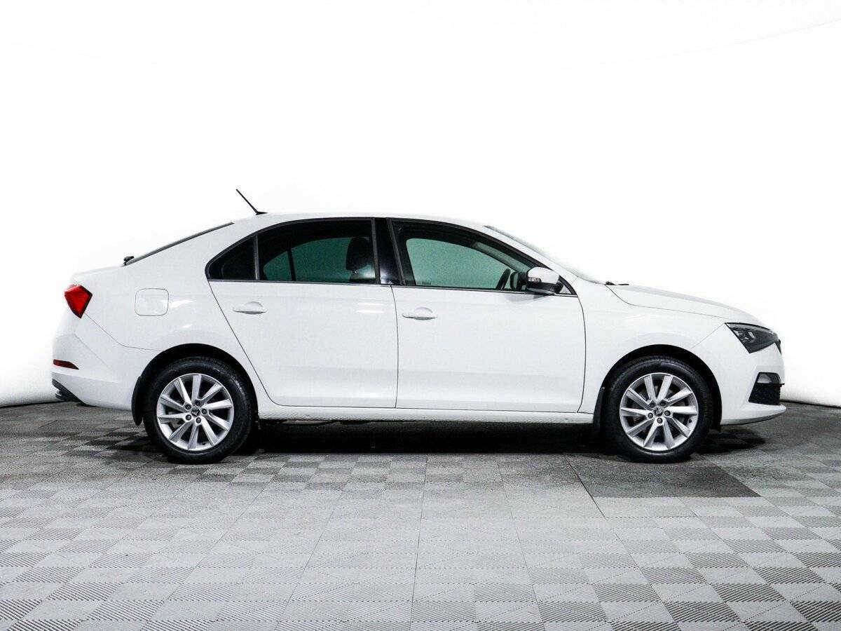 Skoda Rapid с пробегом — 2020 год. Фото: #3