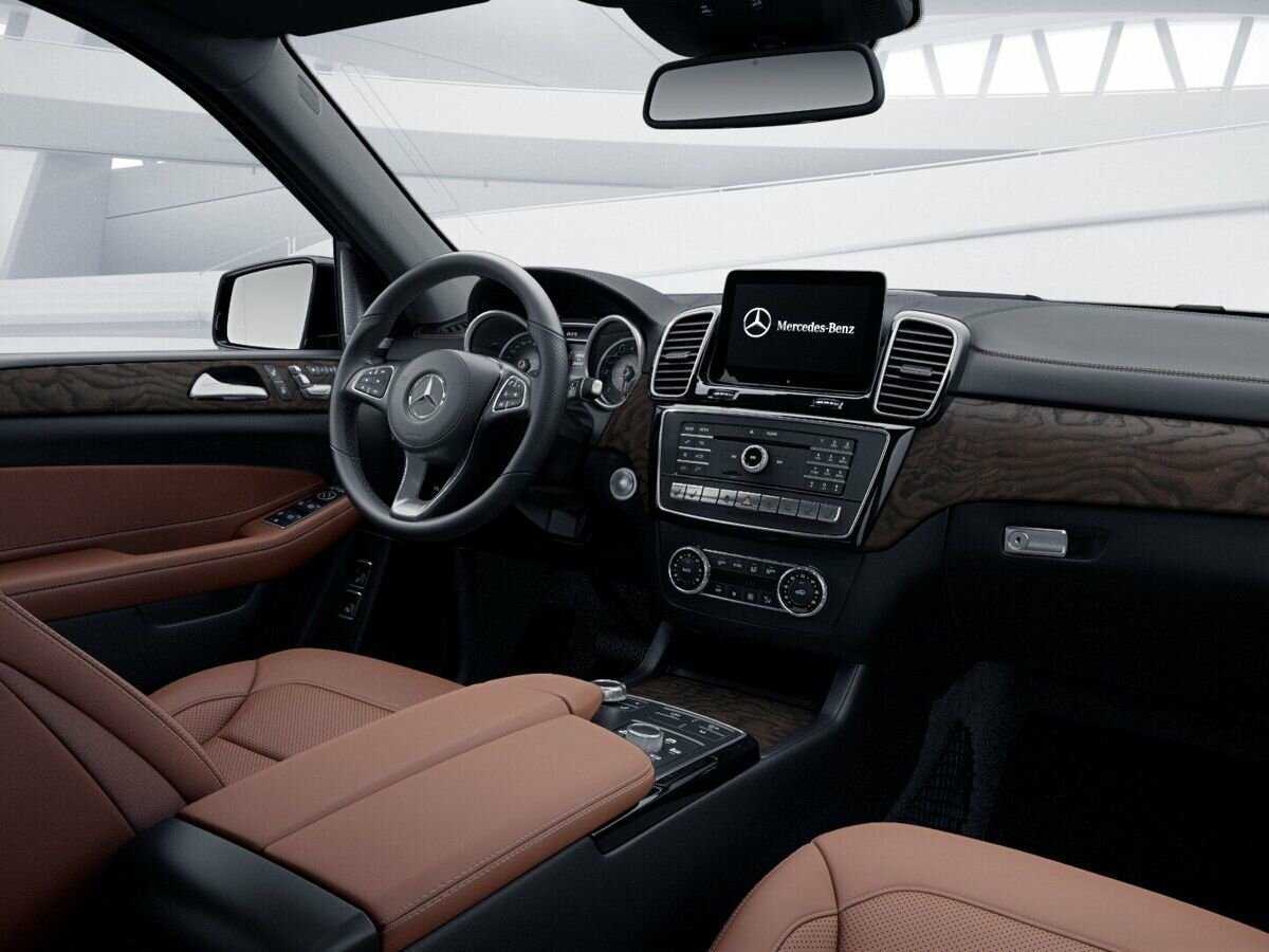 Mercedes-Benz GLS с пробегом — 2018 год. Фото: #7