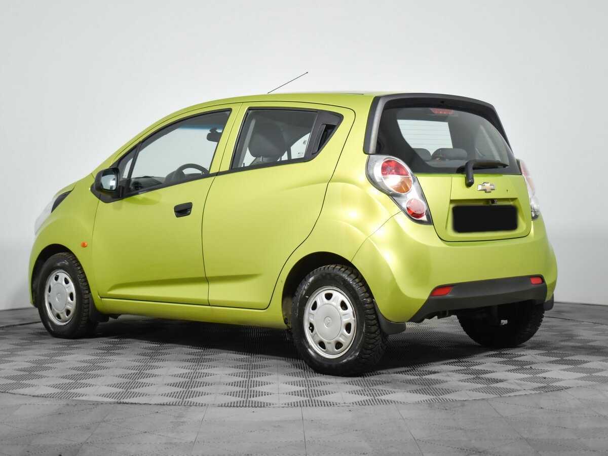 Chevrolet Spark с пробегом — 2011 год. Фото: #6