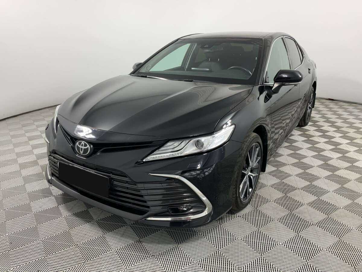 Toyota Camry с пробегом — 2021 год. Фото: #0