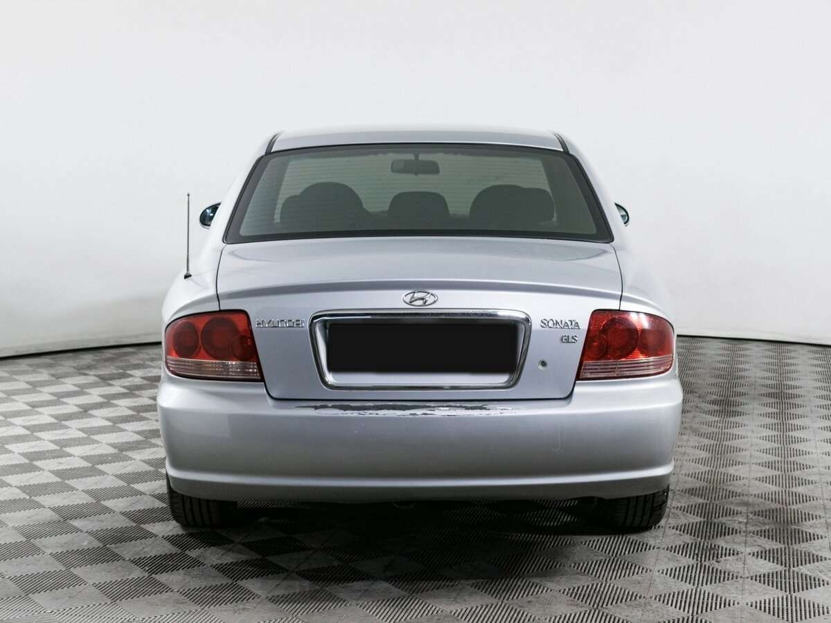 Hyundai Sonata с пробегом — 2006 год. Фото: #4