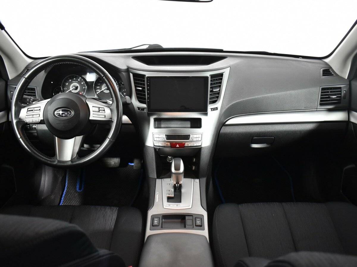 Subaru Legacy с пробегом — 2011 год. Фото: #8