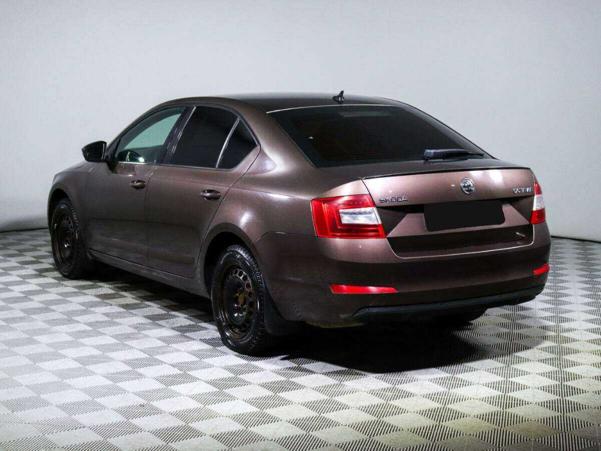 Skoda Octavia с пробегом — 2013 год. Фото: #5
