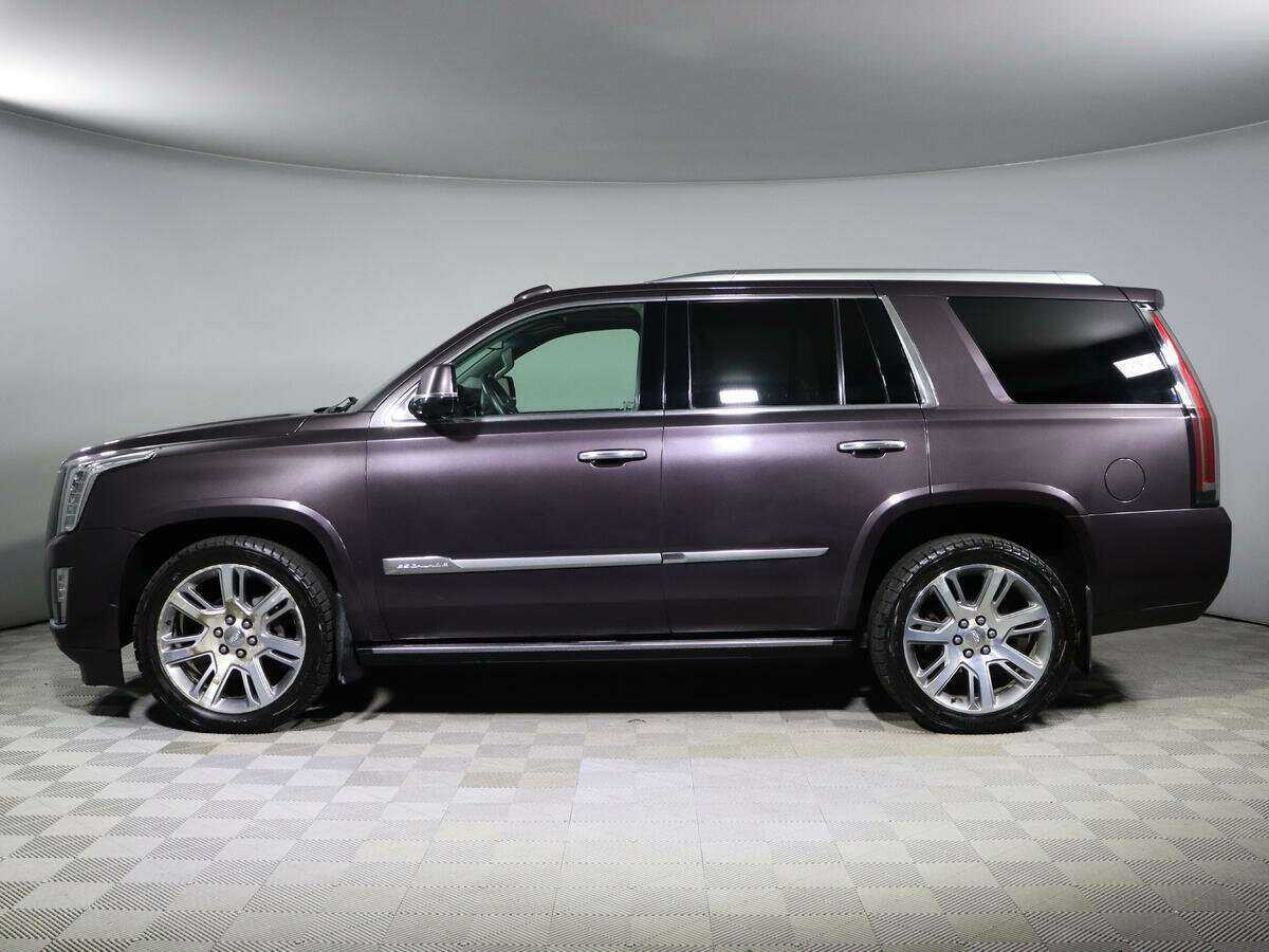 Cadillac Escalade с пробегом — 2015 год. Фото: #6