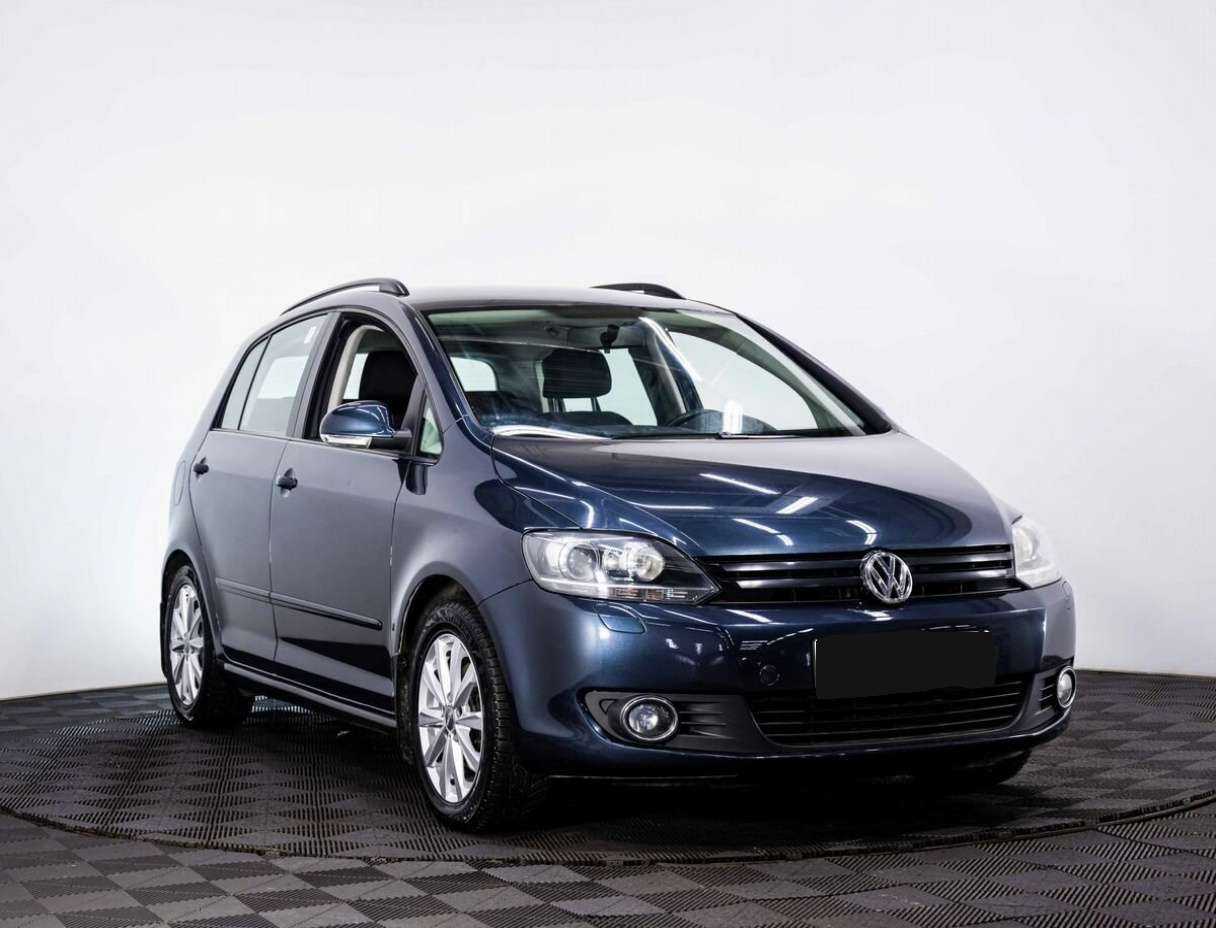 Volkswagen Golf Plus с пробегом — 2011 год. Фото: #2