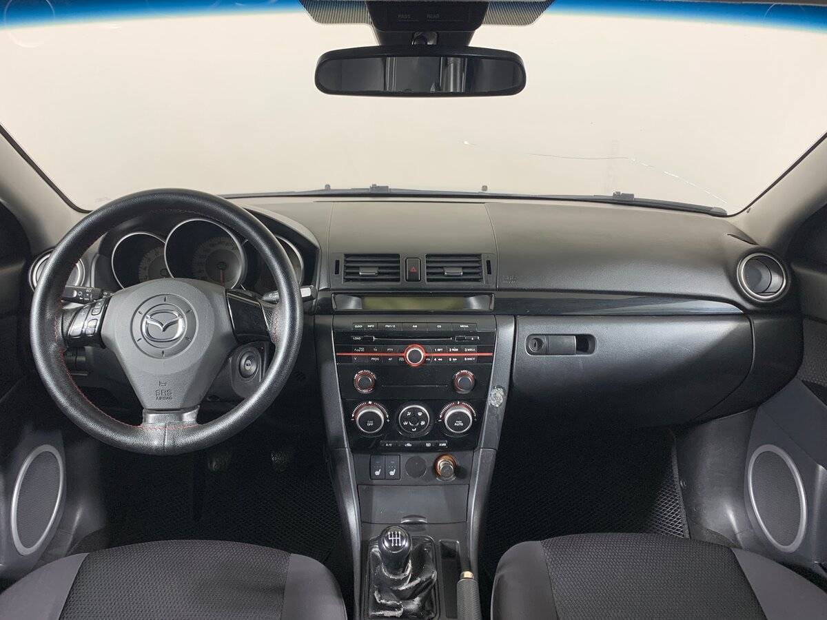 Mazda 3 с пробегом — 2008 год. Фото: #11