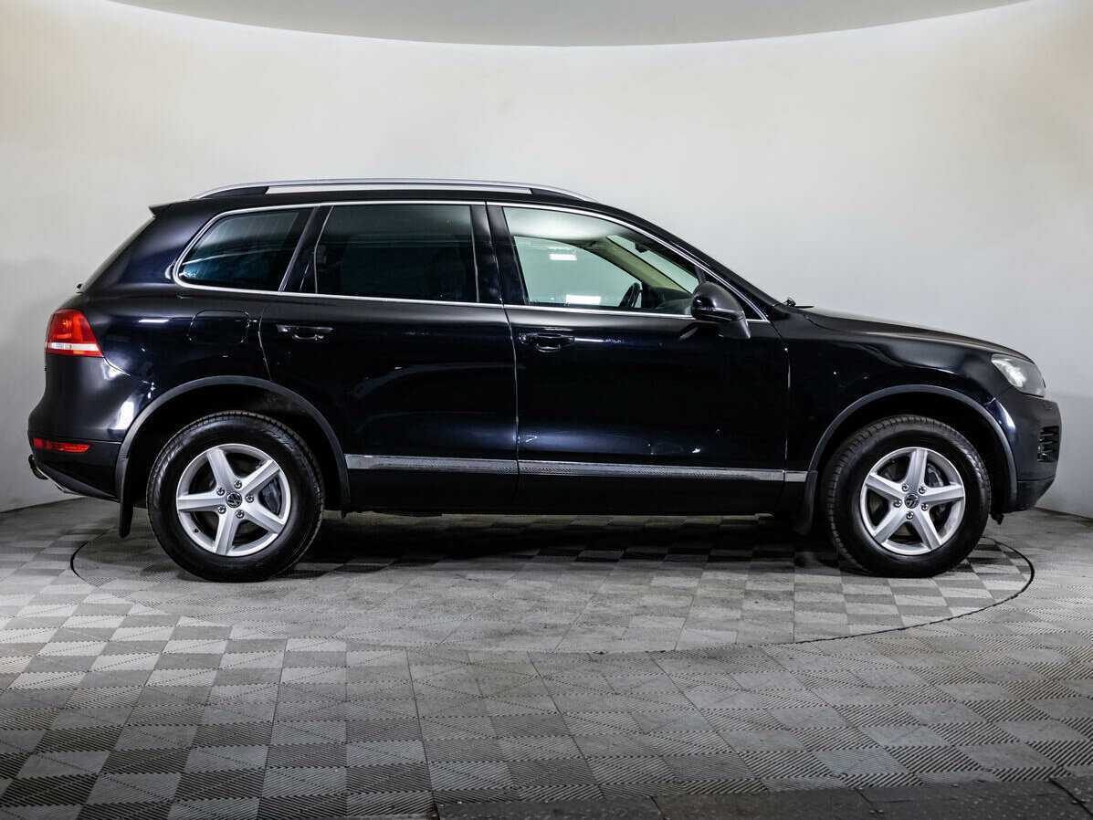Volkswagen Touareg с пробегом — 2011 год. Фото: #3