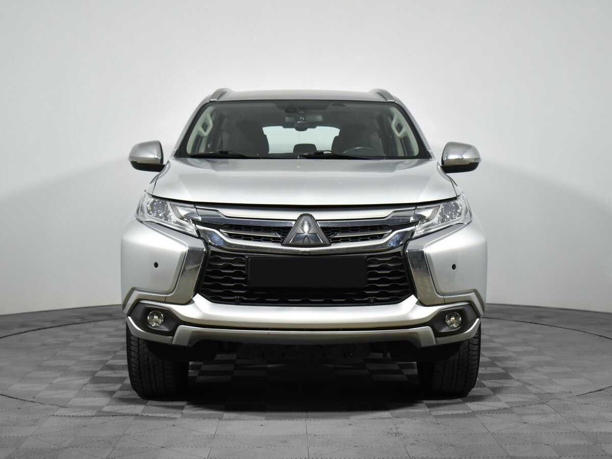 Mitsubishi Pajero Sport с пробегом — 2019 год. Фото: #1
