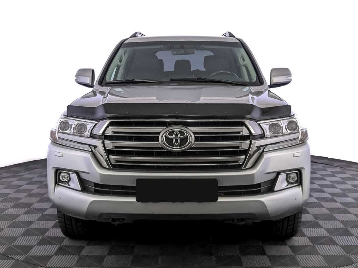 Toyota Land Cruiser с пробегом — 2016 год. Фото: #1