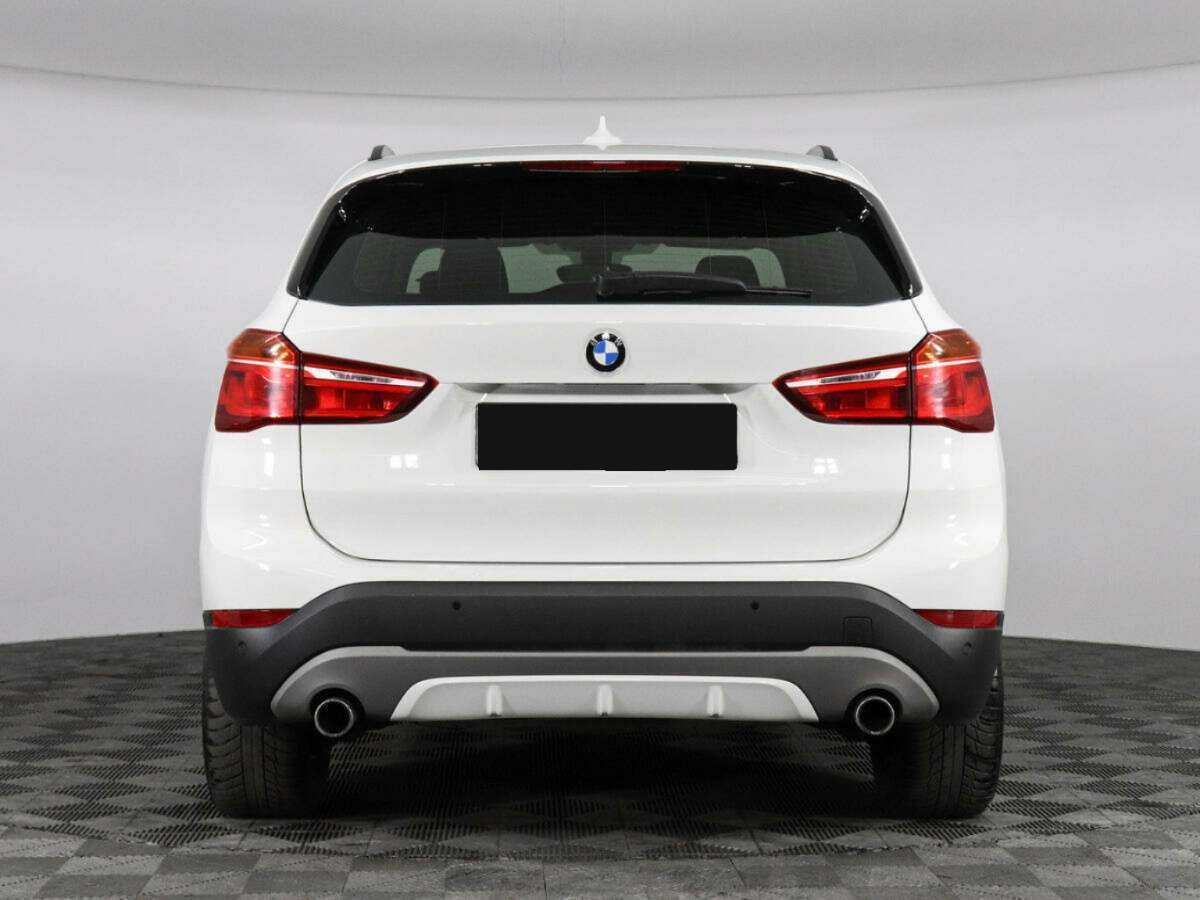 BMW X1 с пробегом — 2017 год. Фото: #3