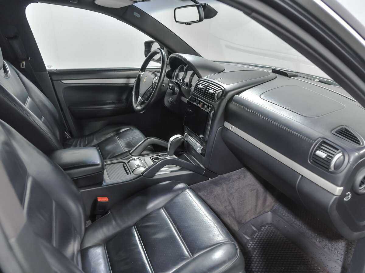 Porsche Cayenne с пробегом — 2007 год. Фото: #14