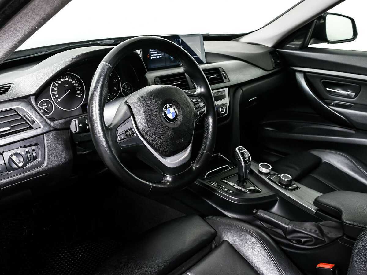 BMW 3 серии с пробегом — 2019 год. Фото: #12