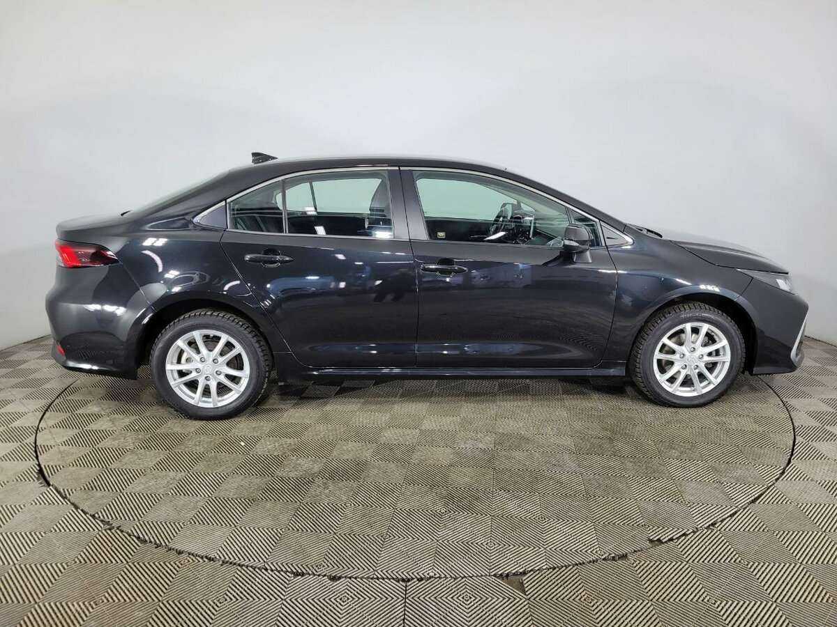 Toyota Corolla с пробегом — 2019 год. Фото: #3