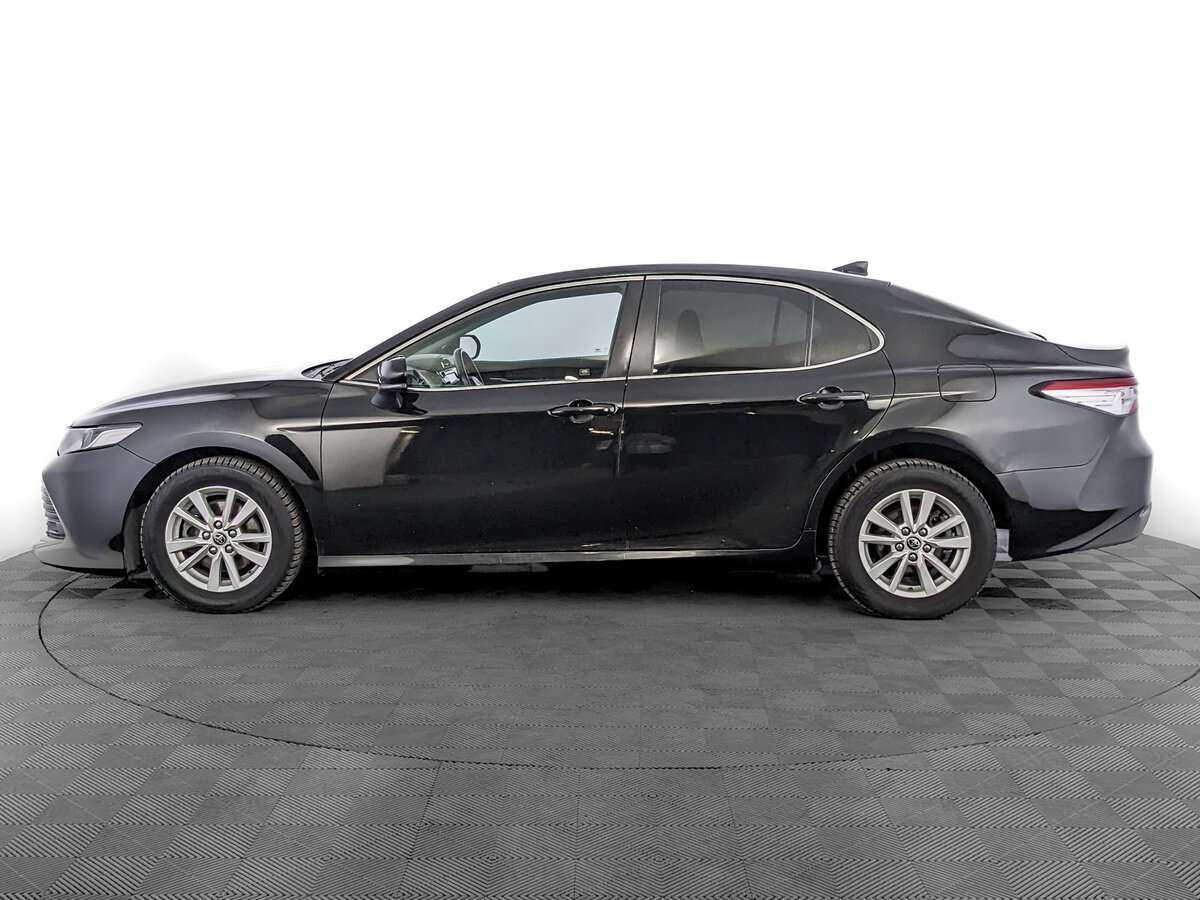 Toyota Camry с пробегом — 2019 год. Фото: #7